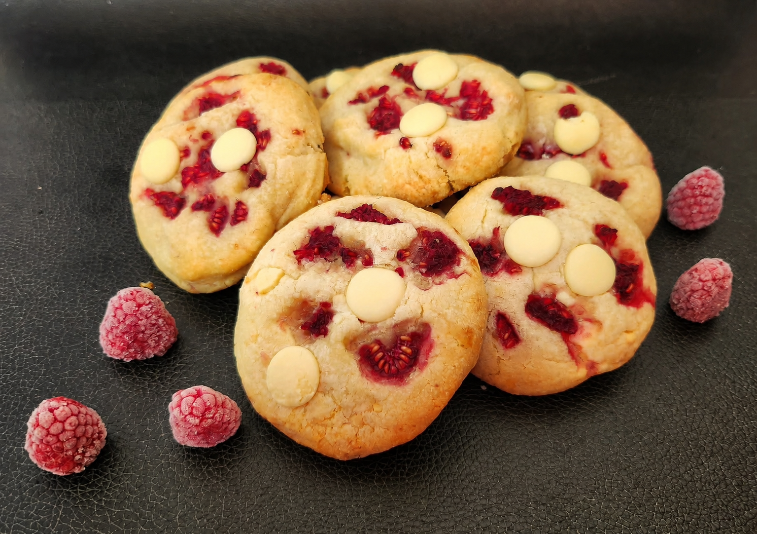 5 COOKIES FRAMBOISES ET CHOCOLAT BLANC